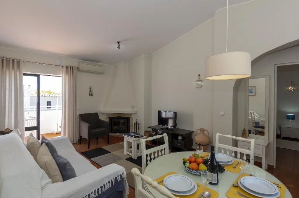 APARTMENT ONE BEDROOM Room, Rocha Brava Village Resort, Algarve