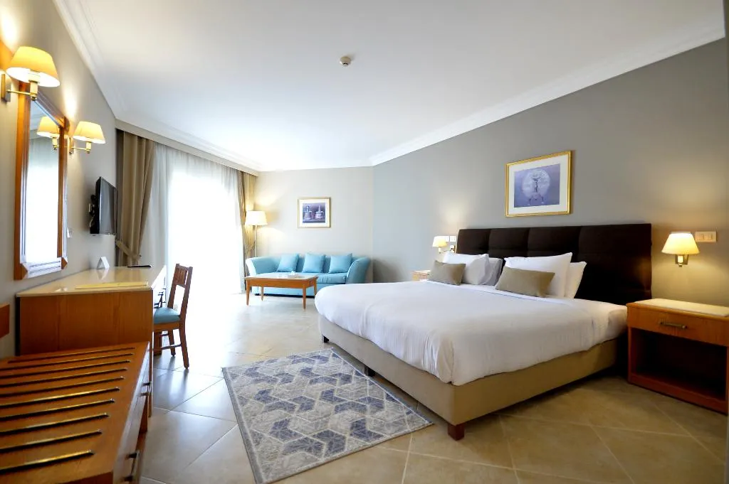 DOUBLE DELUXE GARDEN VIEW Room, Aurora Oriental Resort, Red Sea Riviera