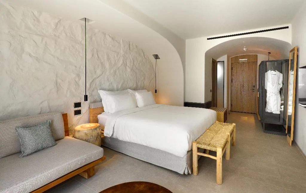 JUNIOR SUITE WITH TERRACE Room, Radisson Blu Zaffron Resort, Santorini