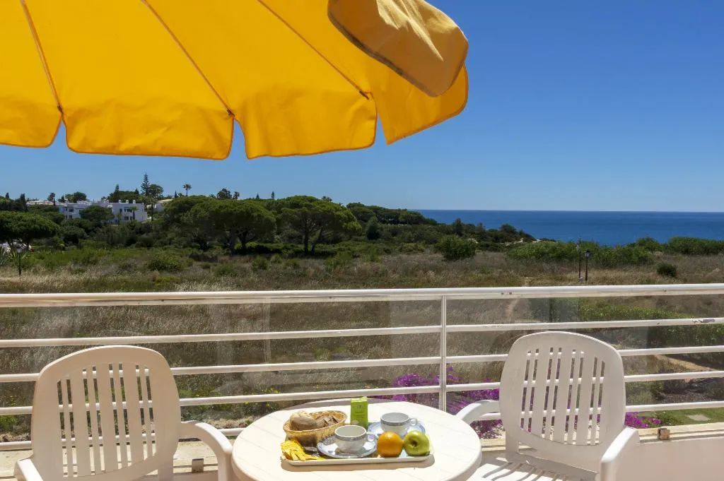 VILLA SEA VIEW TWO BEDROOMS Room, Rocha Brava Village Resort, Algarve