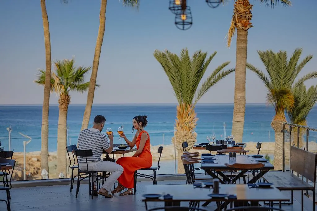 Restaurant, Golden Coast Beach Hotel, Cyprus