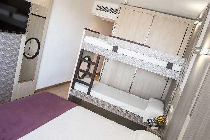 Room, Club Mac Alcudia Resort & Waterpark, Majorca