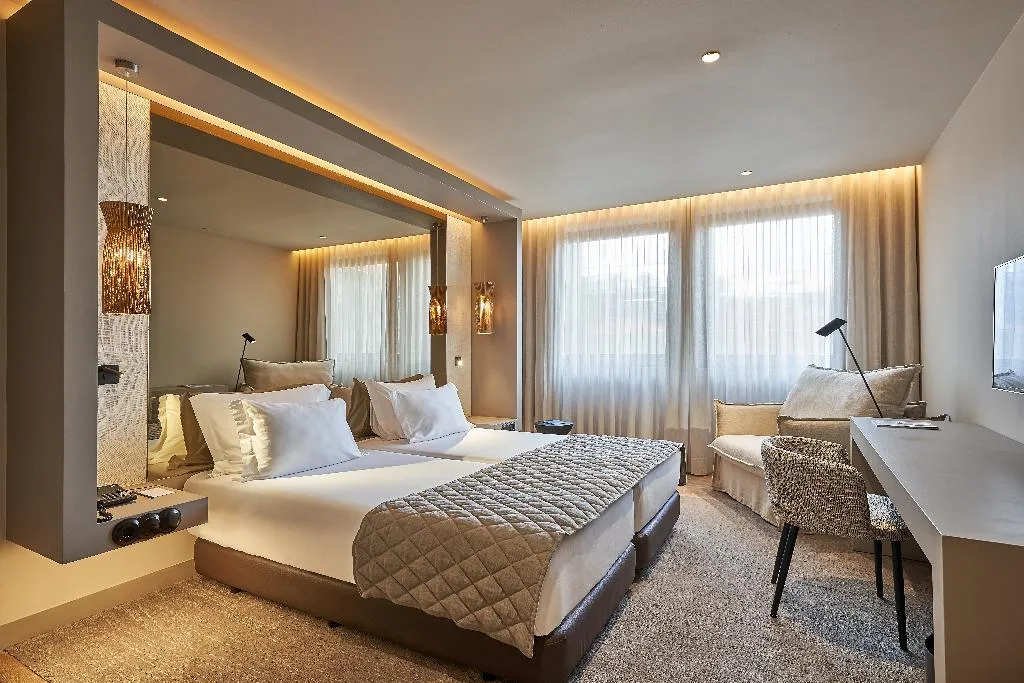 DOUBLE SINGLE USE CLASSIC Room, PortoBay Teatro, Porto