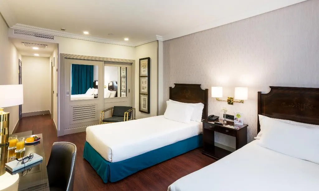 DOUBLE STANDARD Room, Sercotel Gran Hotel Conde Duque, Madrid