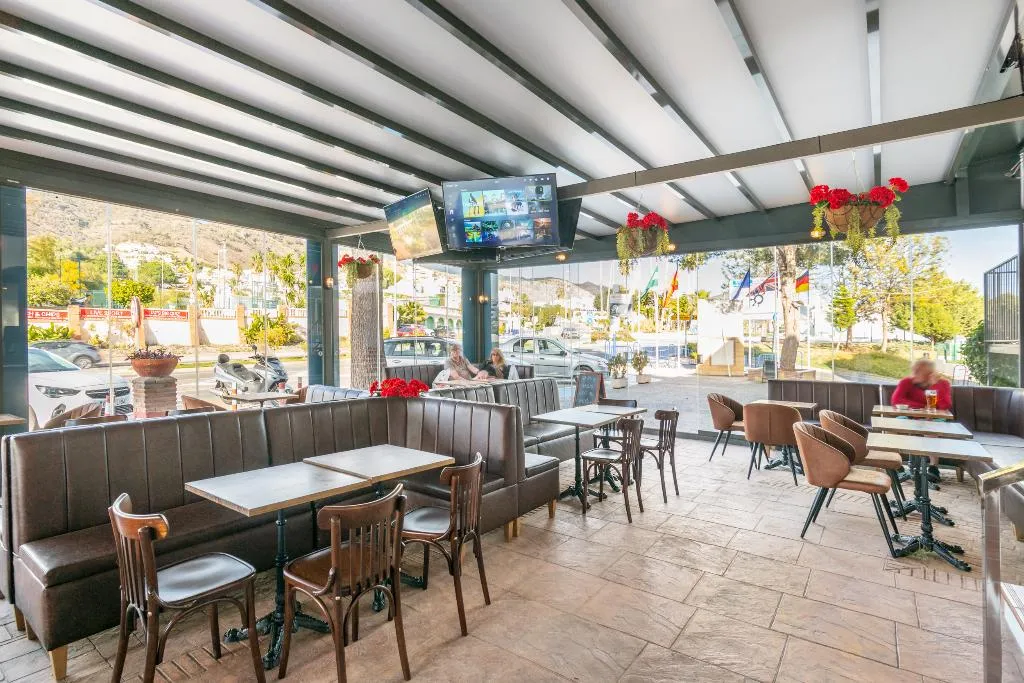 Bar, Hotel Nerja Club & Spa, Costa Del Sol
