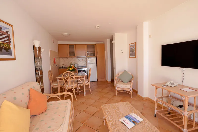 APARTMENT SUPERIOR ONE BEDROOM Room, Muthu Clube Praia da Oura, Algarve
