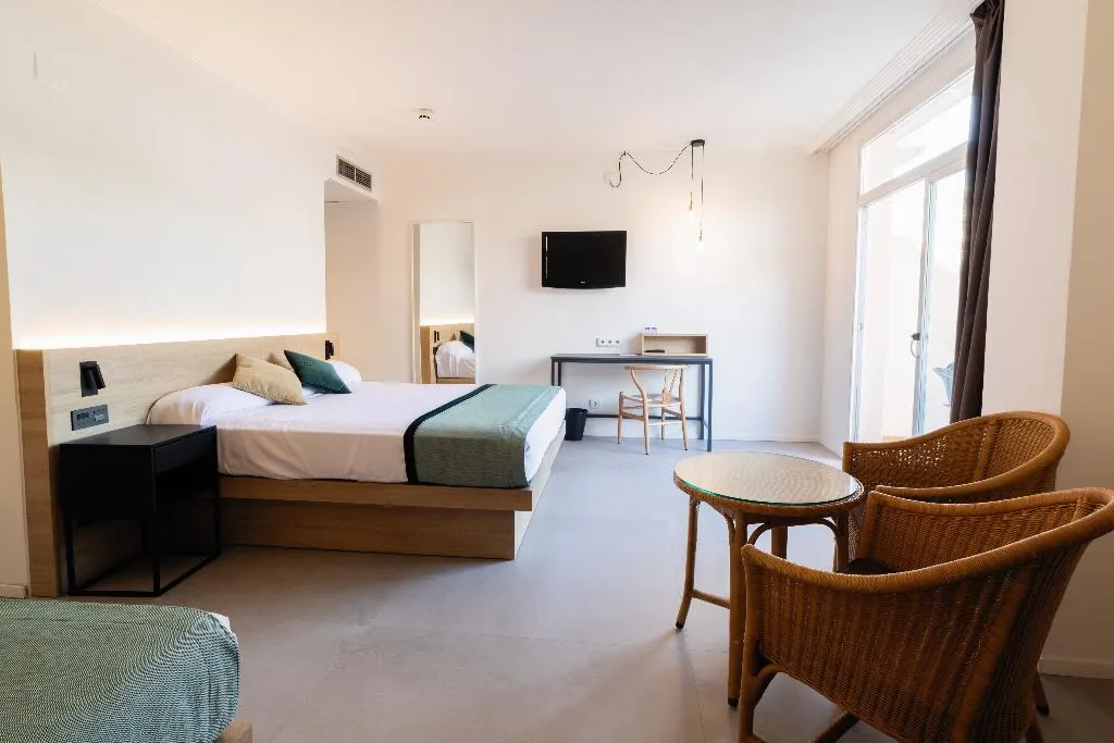 Double or Twin SUPERIOR Room, Palas Pineda Hotel, Costa Brava