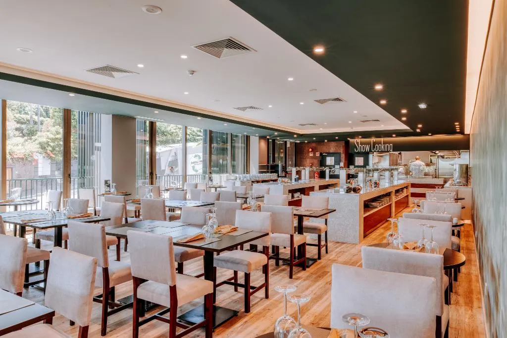 Restaurant, Enotel Magnólia, Madeira
