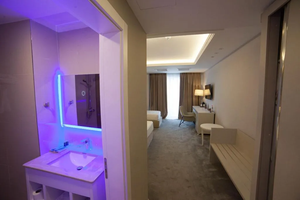 Room, Grand Blue Fafa Resort, Durres