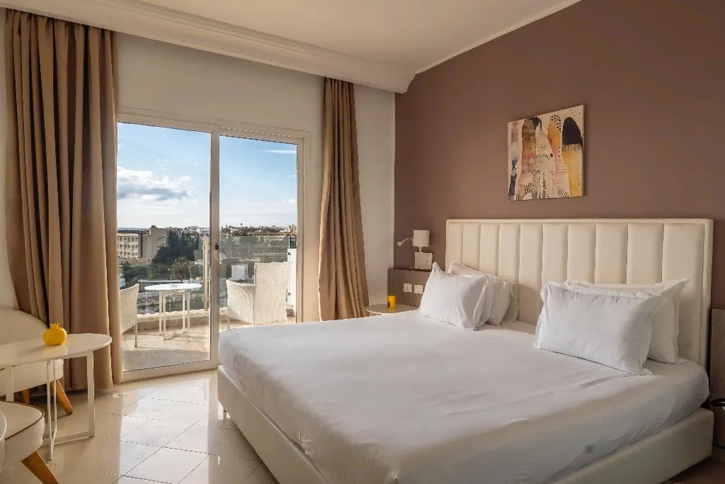 SINGLE STANDARD Room, Golden Tulip President Hammamet, Tunisia