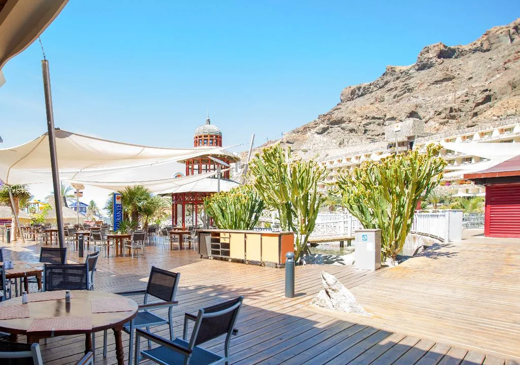 Terrace, LIVVO Lago Taurito & Waterpark, Gran Canaria