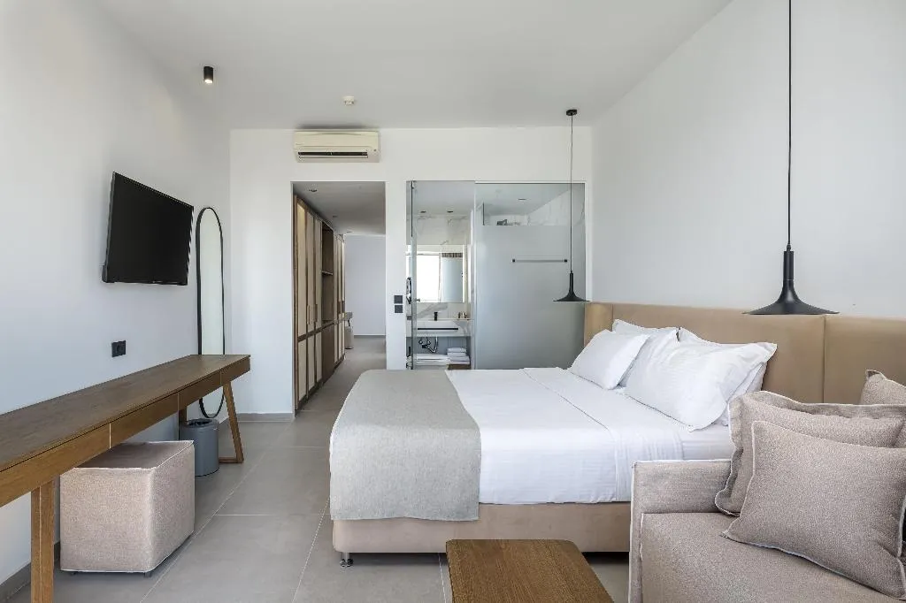 FAMILY ROOM TWO BEDROOMS TWO BATHROOMS Room, Michelangelo Resort and Spa, Kos
