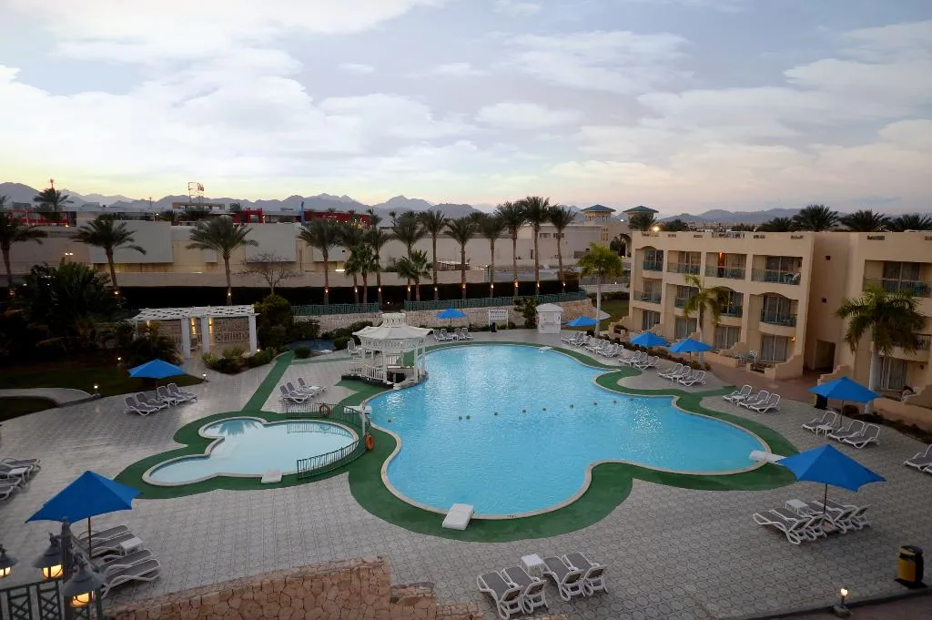 Pool, Aurora Oriental Resort, Red Sea Riviera