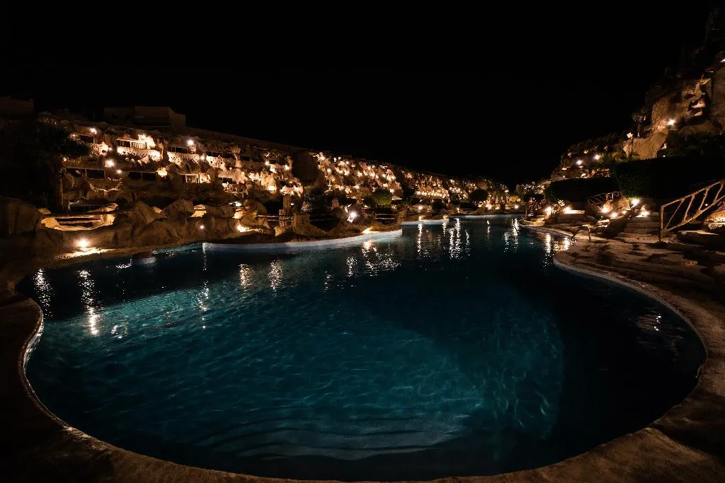 Pool, Caves Beach Resort Hurghada, Red Sea Riviera