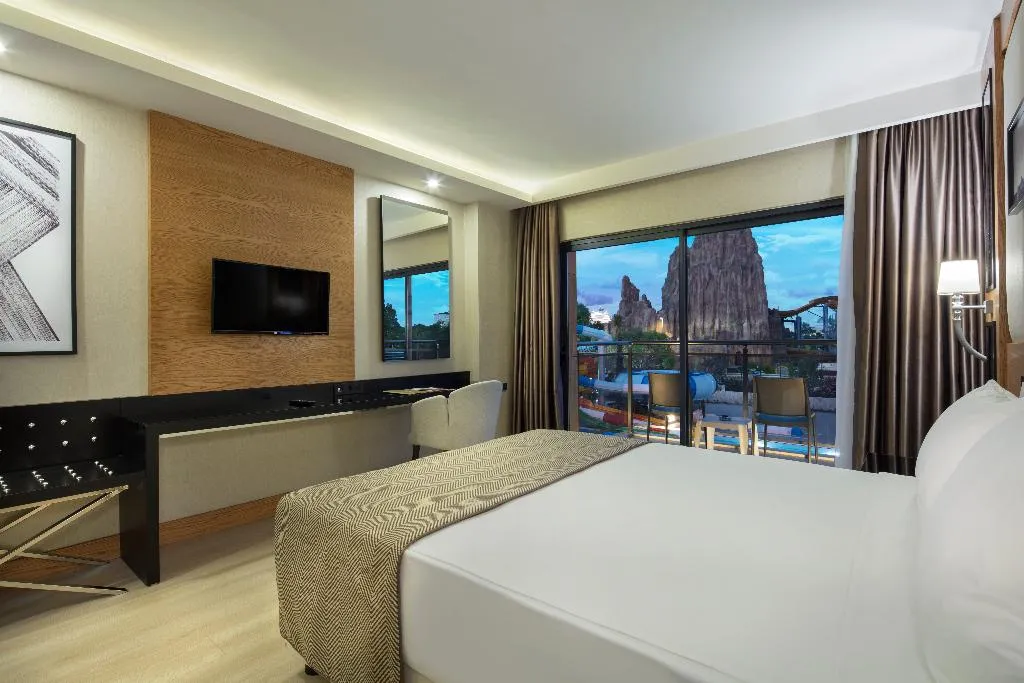 DOUBLE POOL VIEW Room, Aydınbey Queen's Palace & Spa, Antalya