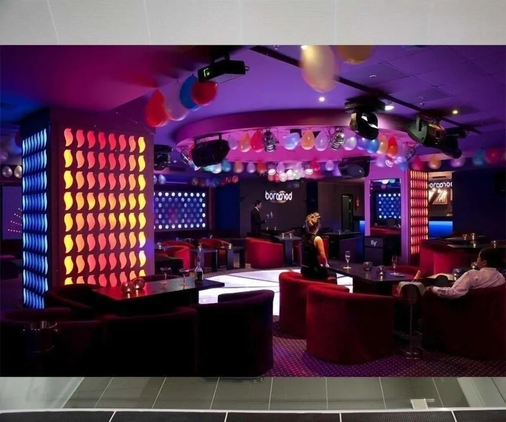 Sports and Entertainment, Barcelo Cairo Pyramids, Cairo