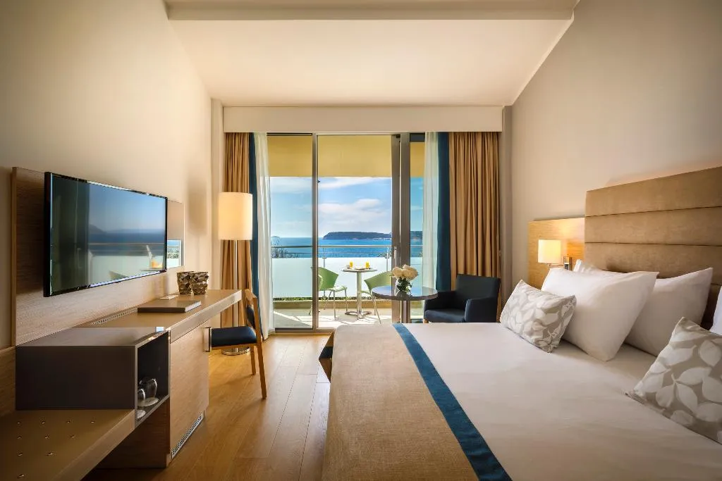 TWIN SUPERIOR WITH BALCONY Room, Valamar Argosy Hotel, Dubrovnik