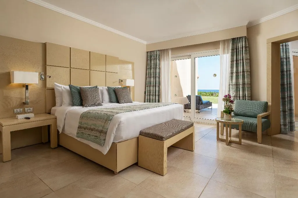 JUNIOR SUITE STANDARD Room, Cleopatra Luxury Resort Sharm El Sheikh, Red Sea Riviera