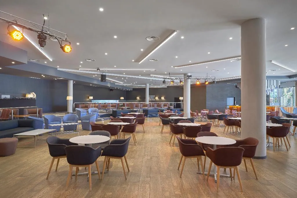 Bar, Radisson Blu Resort & Spa Gran Canaria Mogan, Gran Canaria