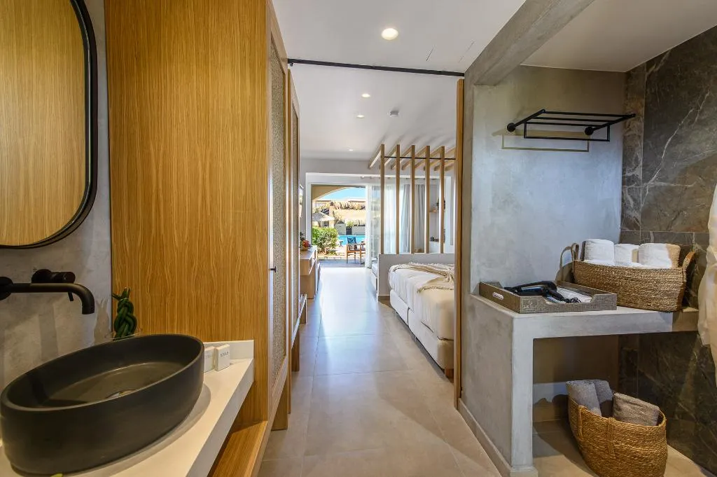 FAMILY ROOM RUN OF HOUSE Room, Stella Palace, Crete
