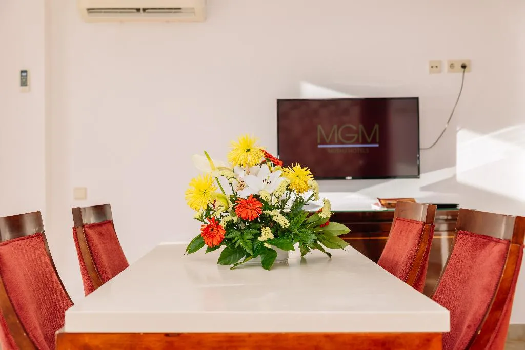 APARTMENT DELUXE TWO BEDROOM Room, Muthu Clube Praia da Oura, Algarve