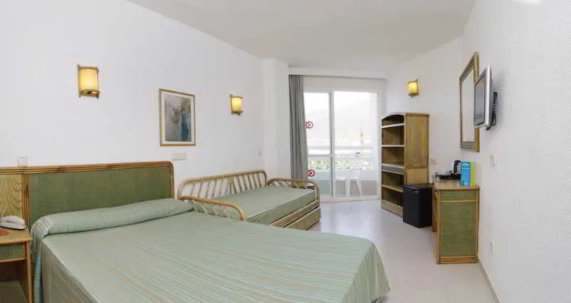 Room, Club Mac Alcudia Resort & Waterpark, Majorca