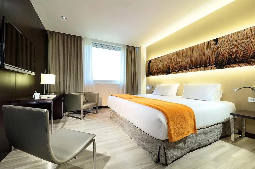 Room, Exe Puerto de Sagunto, Valencia