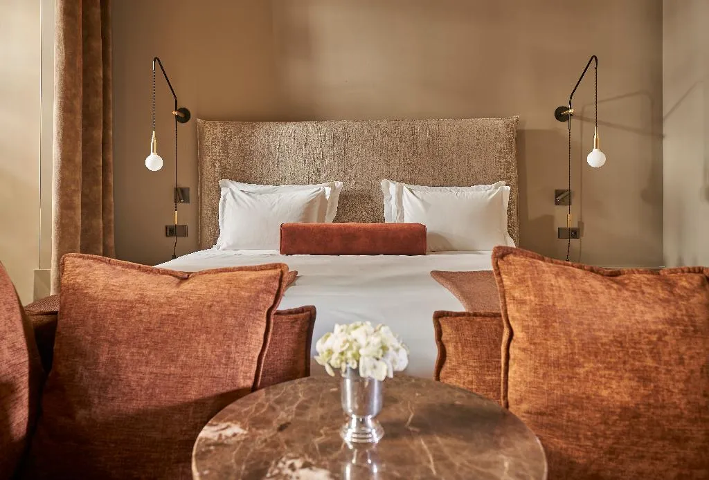 Double or Twin CLASSIC GARDEN VIEW Room, PortoBay Flores, Porto