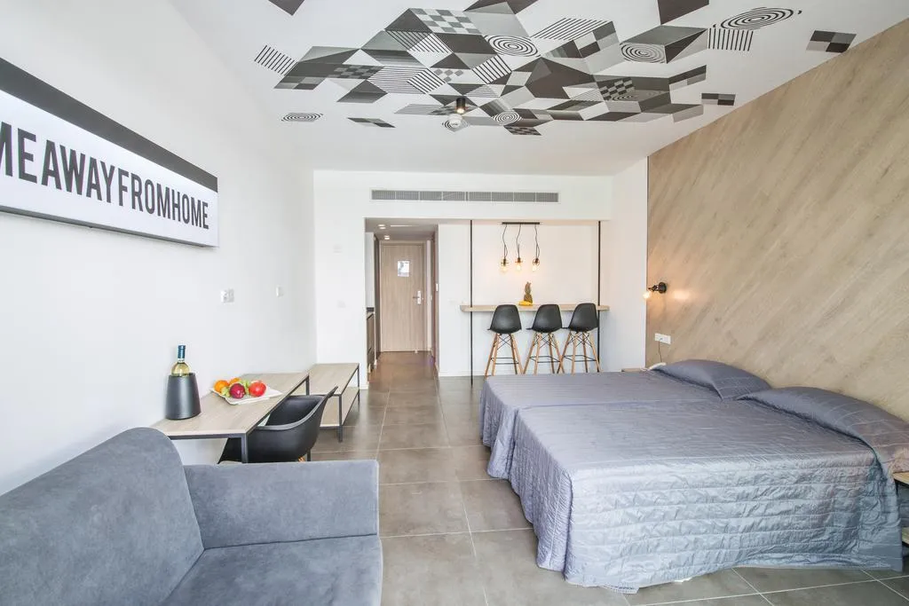 Room, Anthea Hotel Apartments, Cyprus
