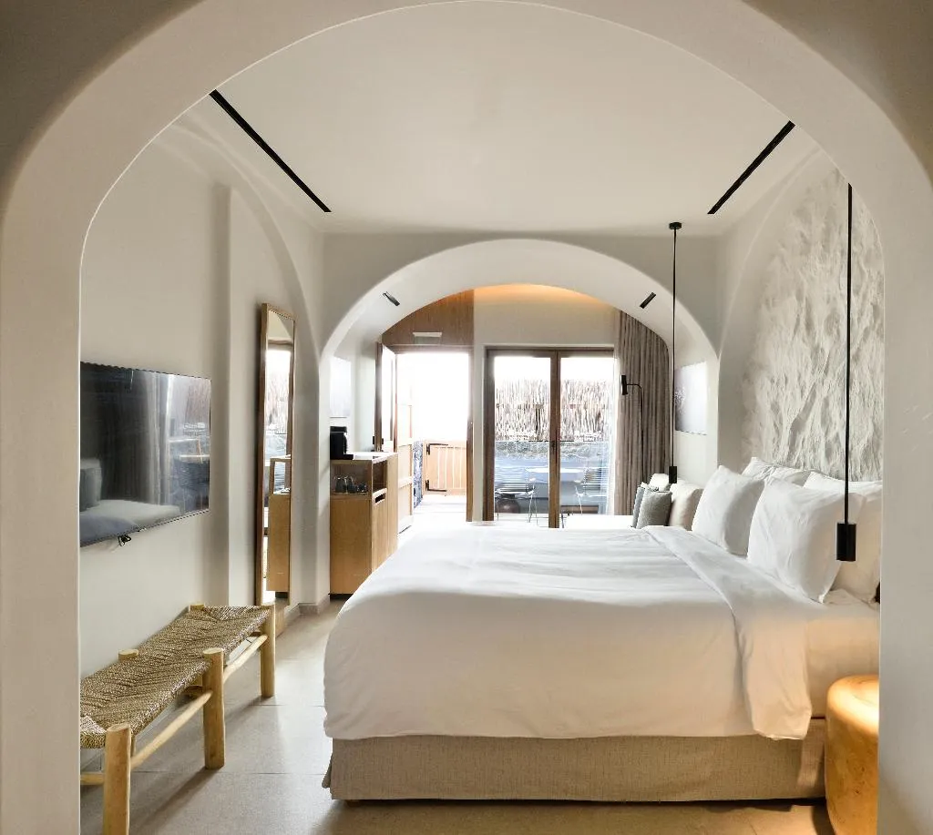 Double or Twin PREMIUM Room, Radisson Blu Zaffron Resort, Santorini