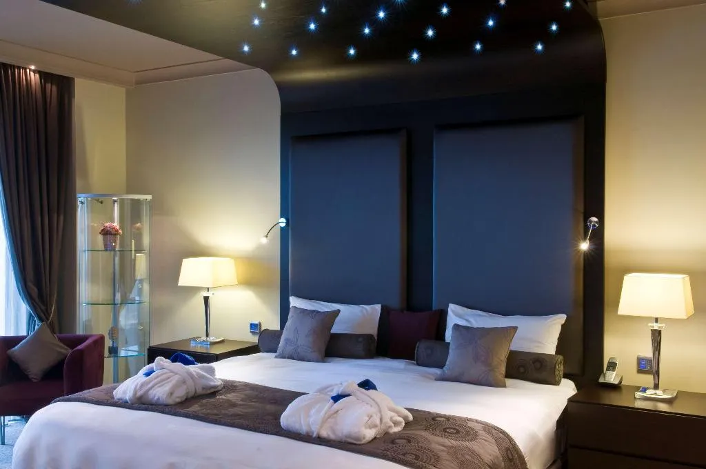 Room, Radisson Blu Resort & Spa Golden Sands, Malta