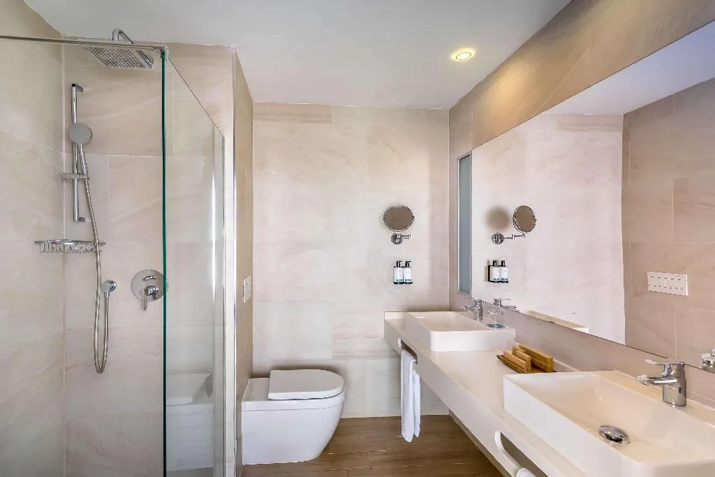 JUNIOR SUITE SEA VIEW CAPACITY 3 Room, Occidental Fuengirola, Costa Del Sol