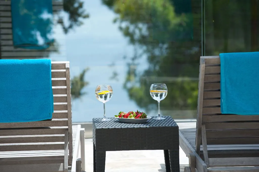 FAMILY ROOM WITH PRIVATE POOL Room, Corfu Holiday Palace Hotel, Corfu
