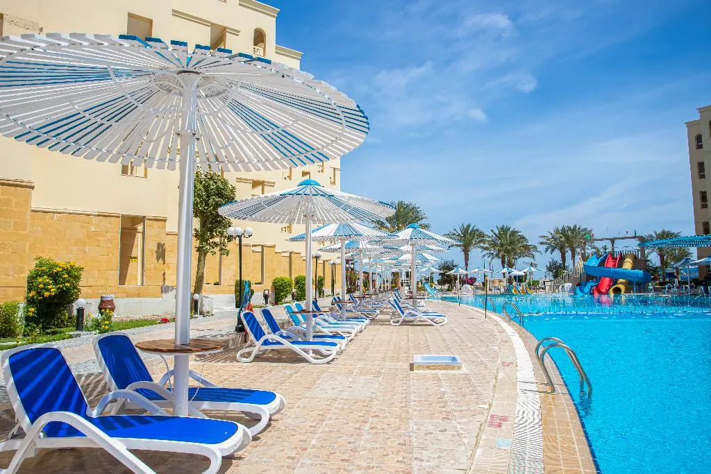 Pool, AMC Royal Hotel & Spa, Red Sea Riviera
