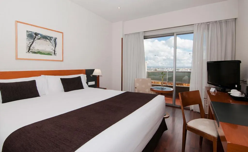 DOUBLE KING SIZE BED Room, Senator Barajas, Madrid