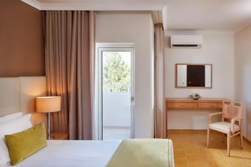 SUITE CLASSIC Room, Santa Eulália Hotel Apartamento & Spa, Algarve