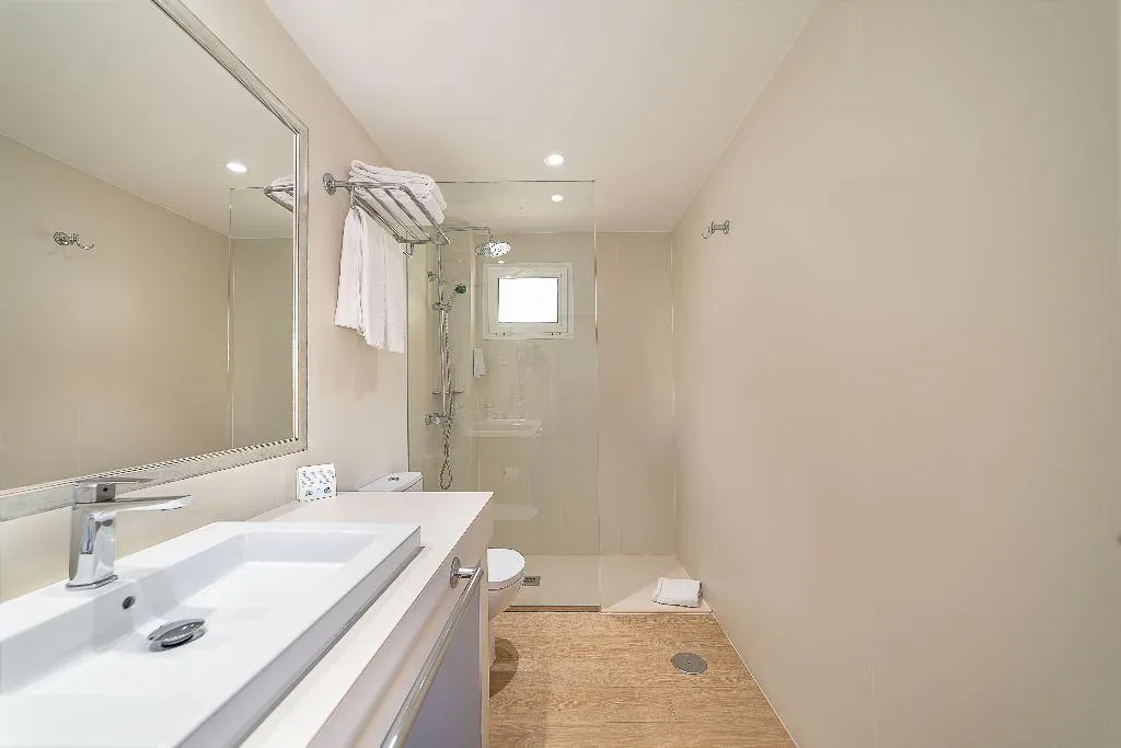 Double or Twin CAPACITY 2 Room, Hotel Arena Suite, Fuerteventura