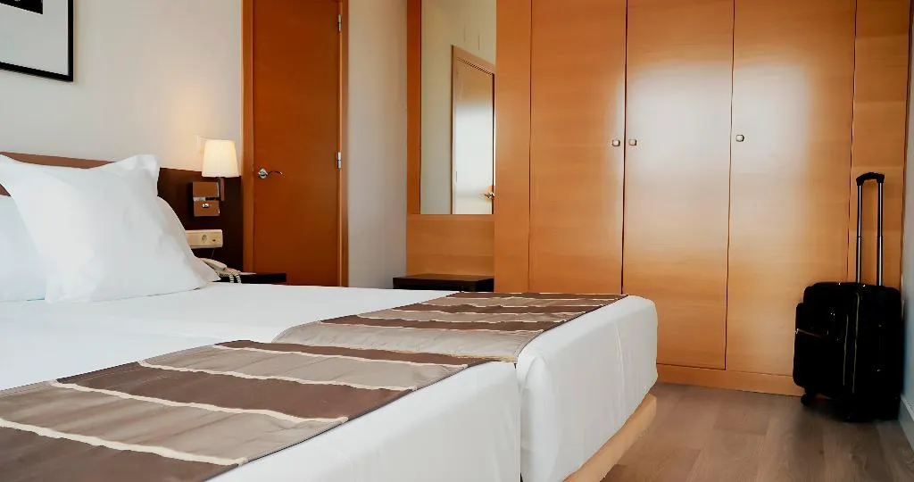 FAMILY ROOM ONE BEDROOM Room, Vertice Sevilla, Seville