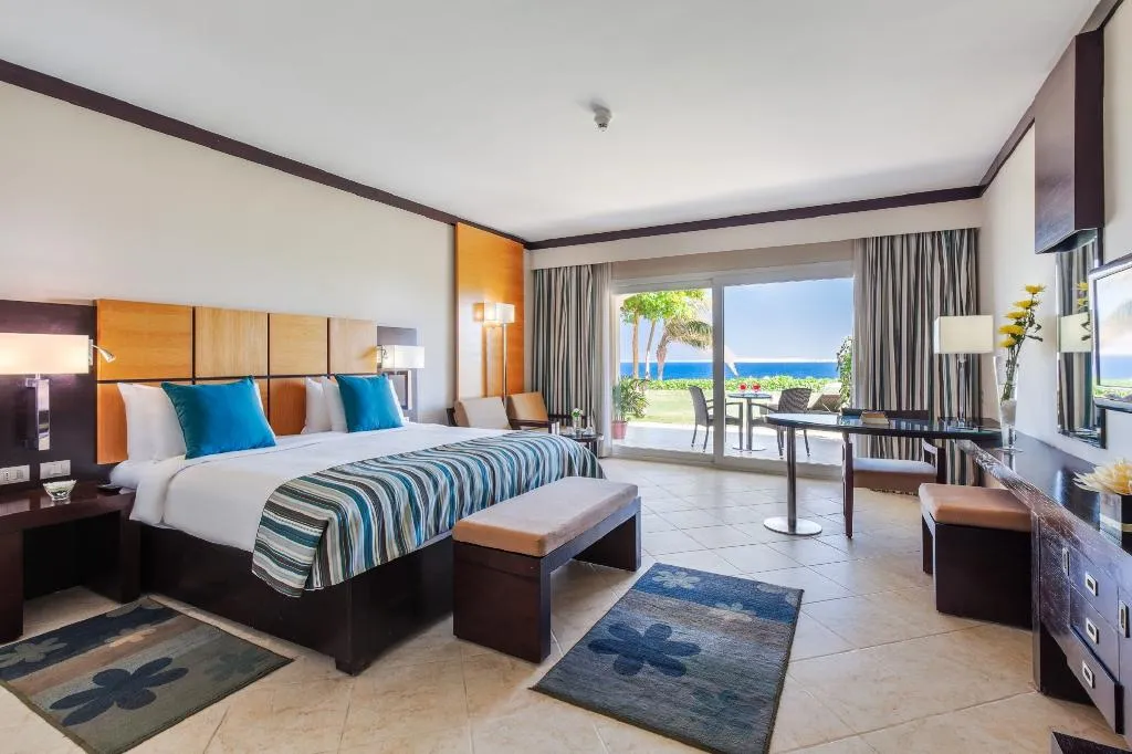DOUBLE DELUXE POOL VIEW Room, Cleopatra Luxury Resort Sharm El Sheikh, Red Sea Riviera
