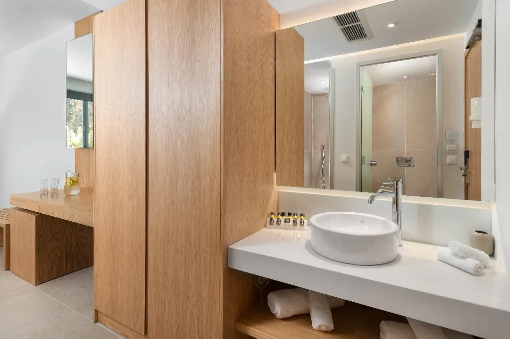 Double or Twin DELUXE Room, Lindos Royal Resort, Rhodes