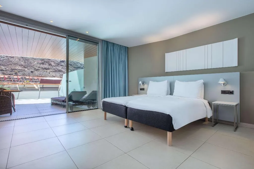 FAMILY ROOM WITH BALCONY Room, Radisson Blu Resort & Spa Gran Canaria Mogan, Gran Canaria