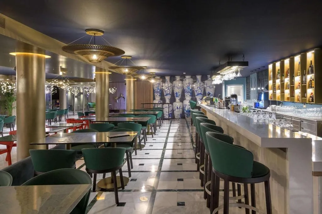 Bar, Olympic Palace Resort Hotel & Convention Center, Rhodes