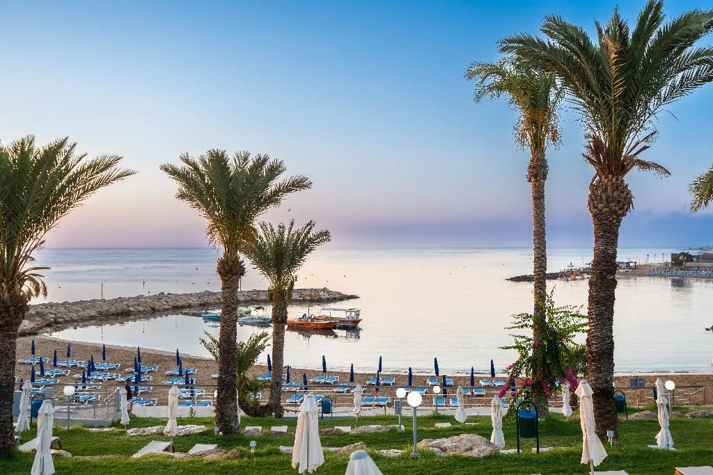 Beach, Golden Coast Beach Hotel, Cyprus