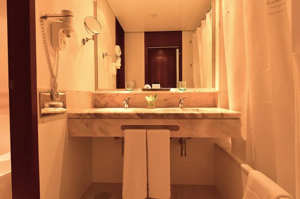 Double or Twin GARDEN VIEW Room, Pestana Casino Park Premium Ocean & Spa Hotel, Madeira