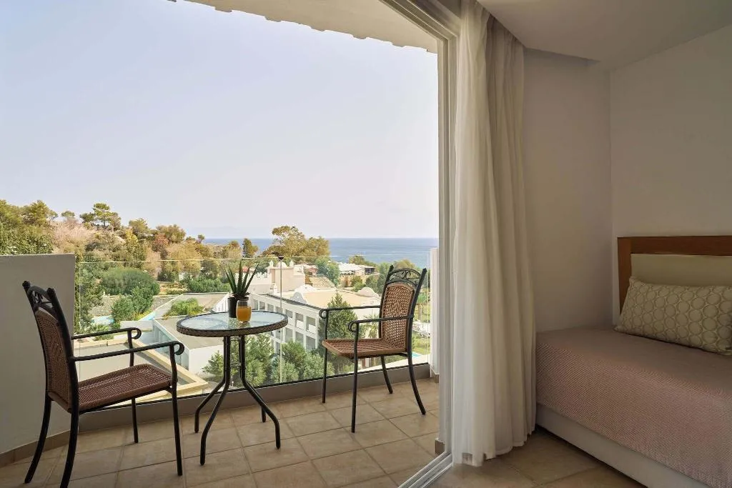 FAMILY ROOM SUPERIOR WITH VIEWS Room, Lindos Royal Resort, Rhodes