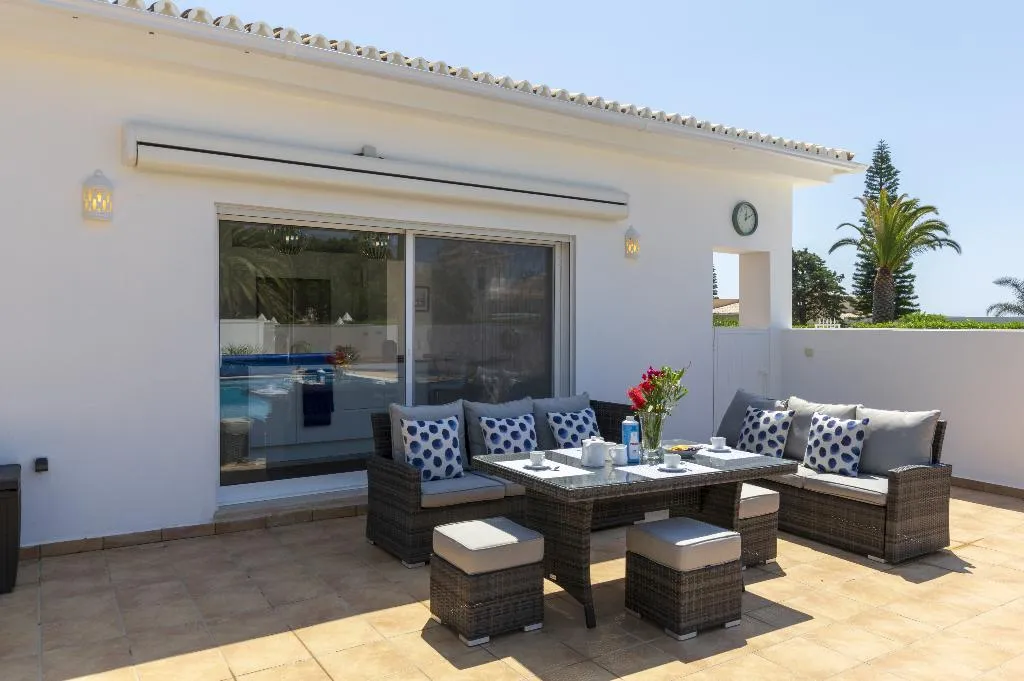 TOWNHOME FOUR BEDROOMS WITH PRIVATE POOL Room, Rocha Brava Village Resort, Algarve
