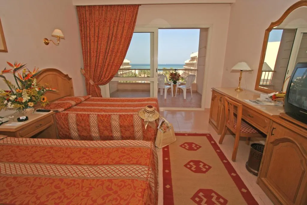 DOUBLE POOL VIEW Room, Sea Star Beau Rivage, Red Sea Riviera