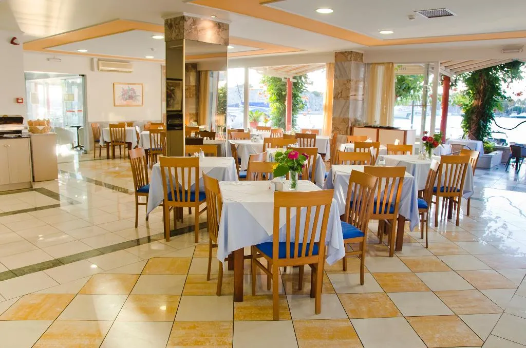 Restaurant, Kosta Palace City Hotel, Kos