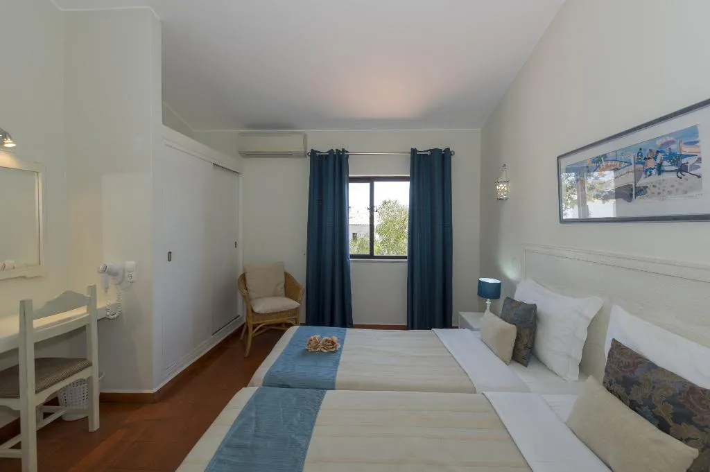 Room, Rocha Brava Village Resort, Algarve