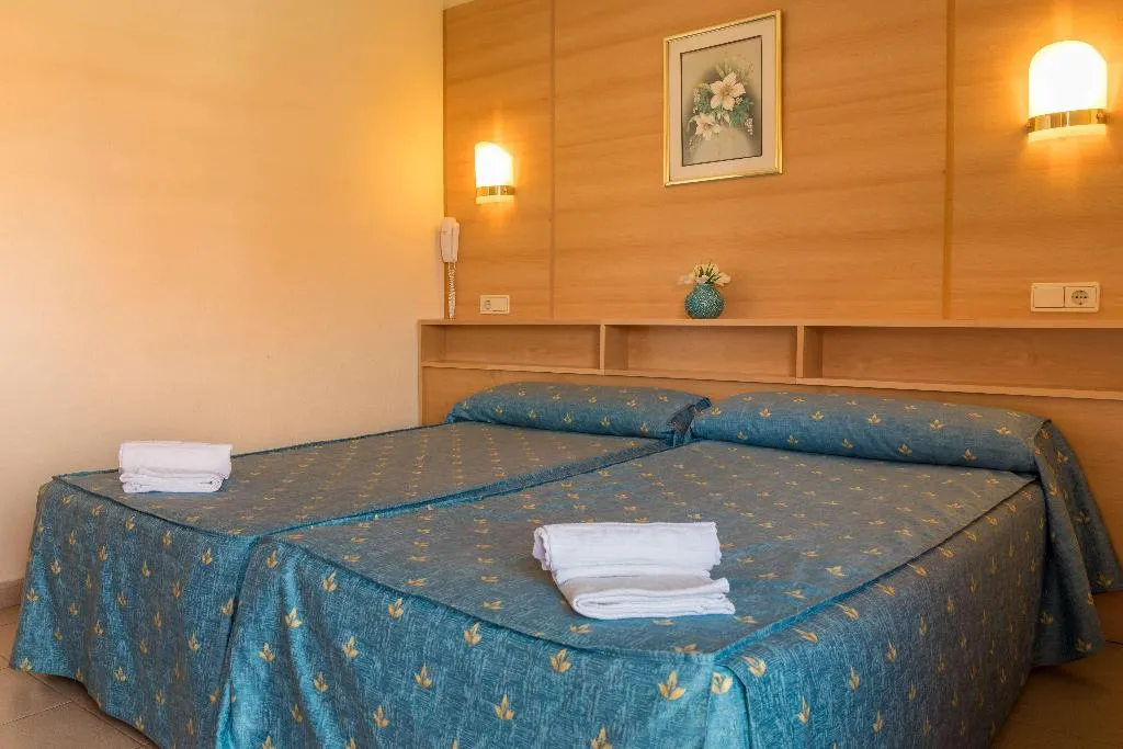 TRIPLE STANDARD Room, htop Summer Sun, Costa Brava